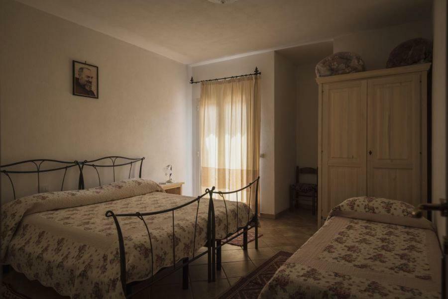 Fumu Ludurru Farm Stay Padru エクステリア 写真